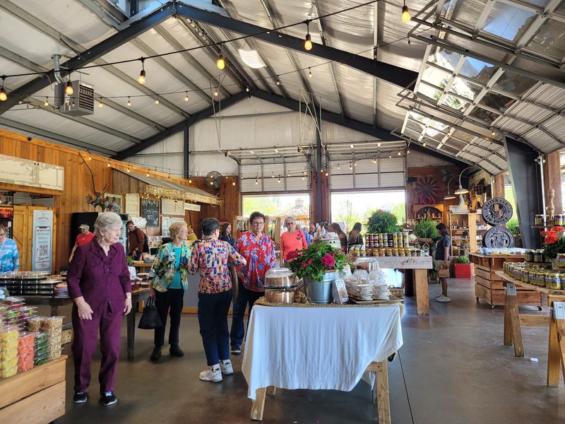 Year-Round Charm Close to Montgomery