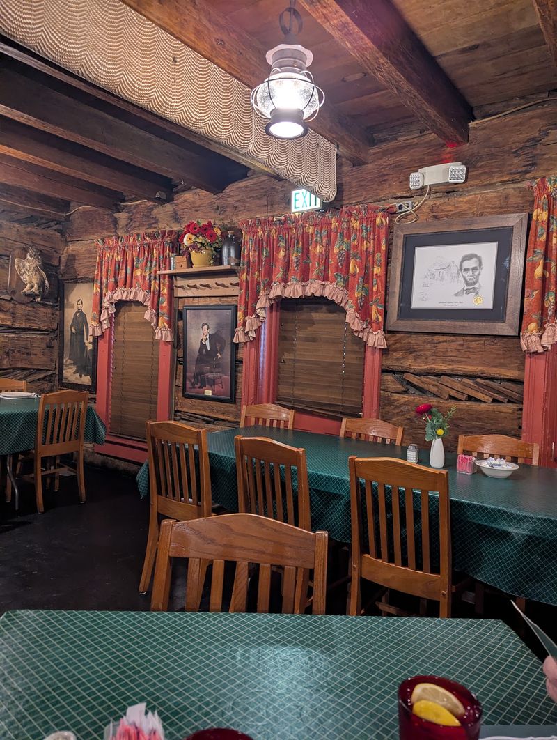 You Can Eat Supper In The Same Room As Abraham Lincoln You Can Eat Supper In The Same Room As Abraham Lincoln