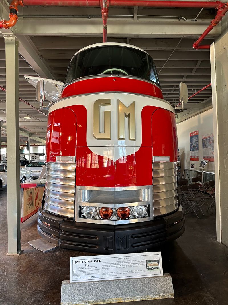 You Will Feel Tiny Next To The 33-Foot Futurliner You Will Feel Tiny Next To The 33-Foot Futurliner