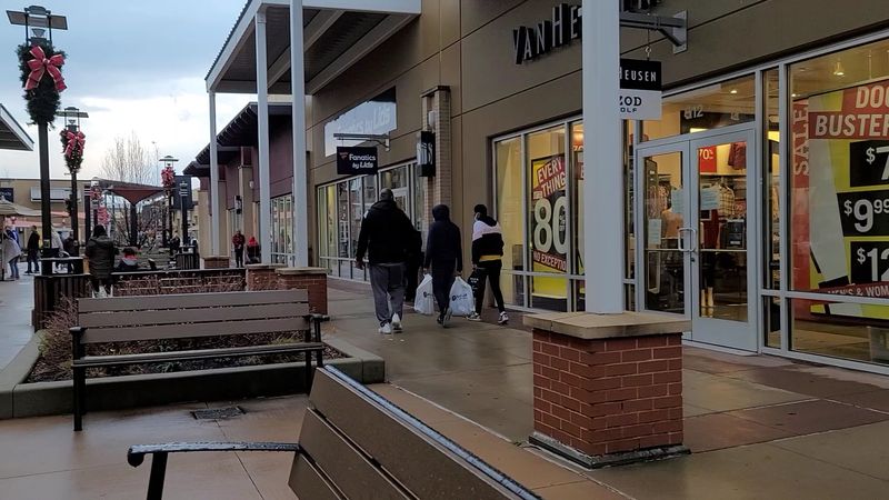 Your Four-Legged Shopping Buddy Is Invited