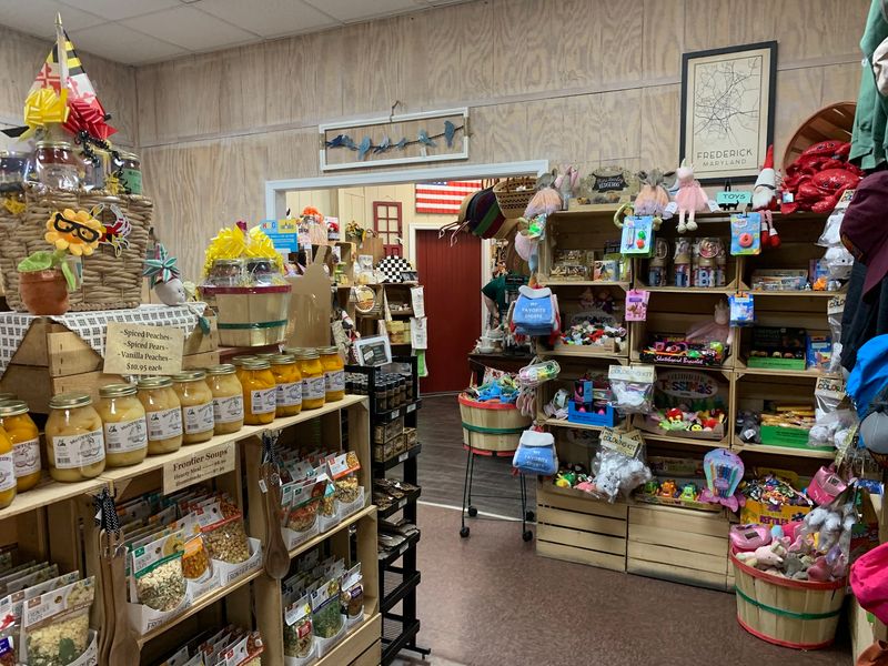 Your Toast Deserves This Wall Of Preserves And Jellies