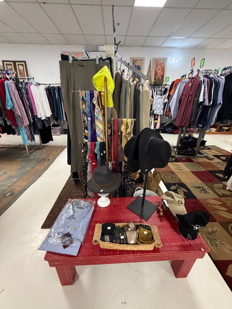 Zen’s Mega Thrift Shop, Lubbock, TX