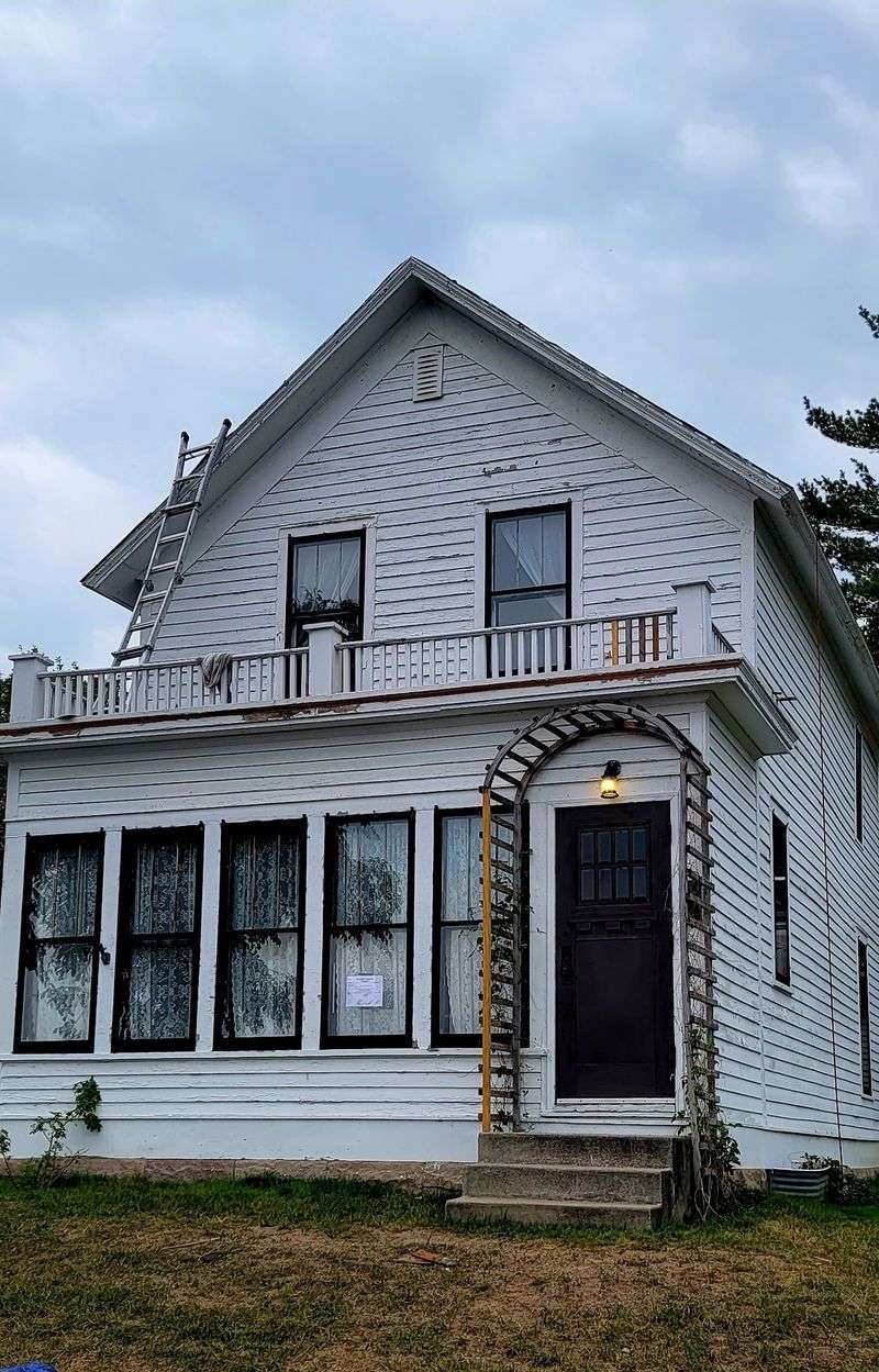 A House That Took A Road Trip Of Its Own A House That Took A Road Trip Of Its Own